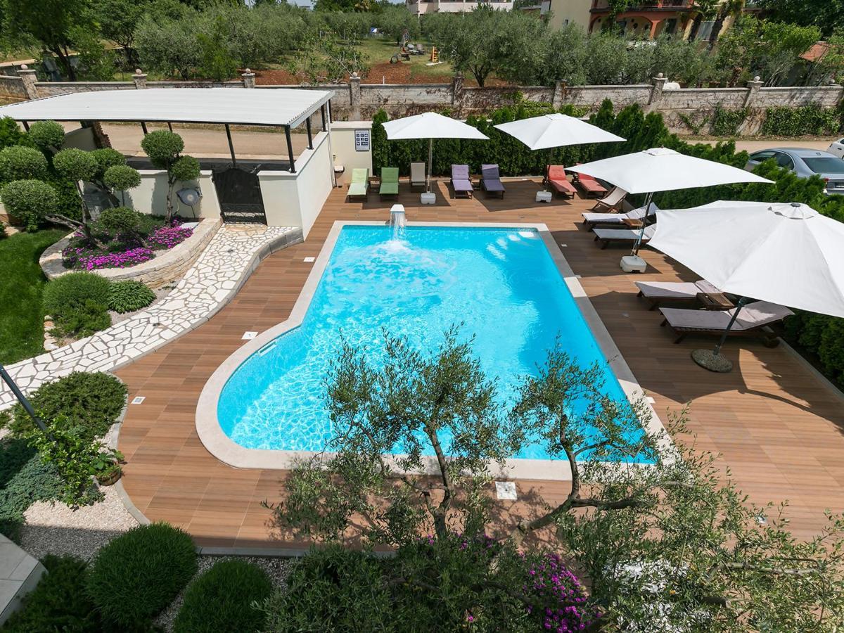 Villa Birikina With Pool Porec Luaran gambar